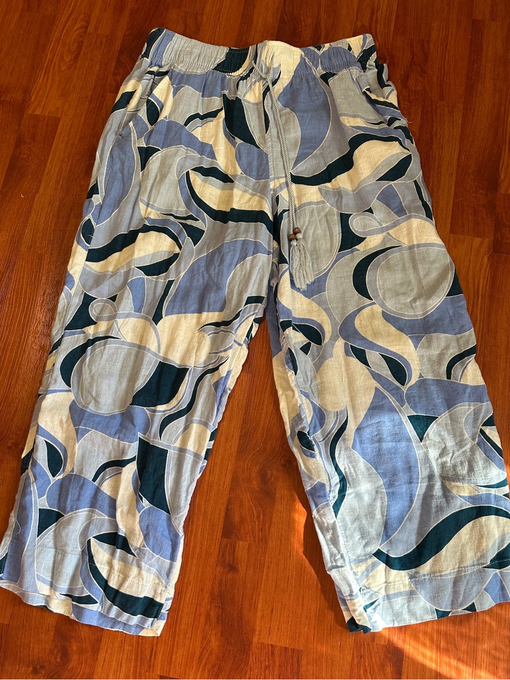 Rachel Zoe Wide-Leg Pants in Blue, Cream & Dark Green Abstract Print